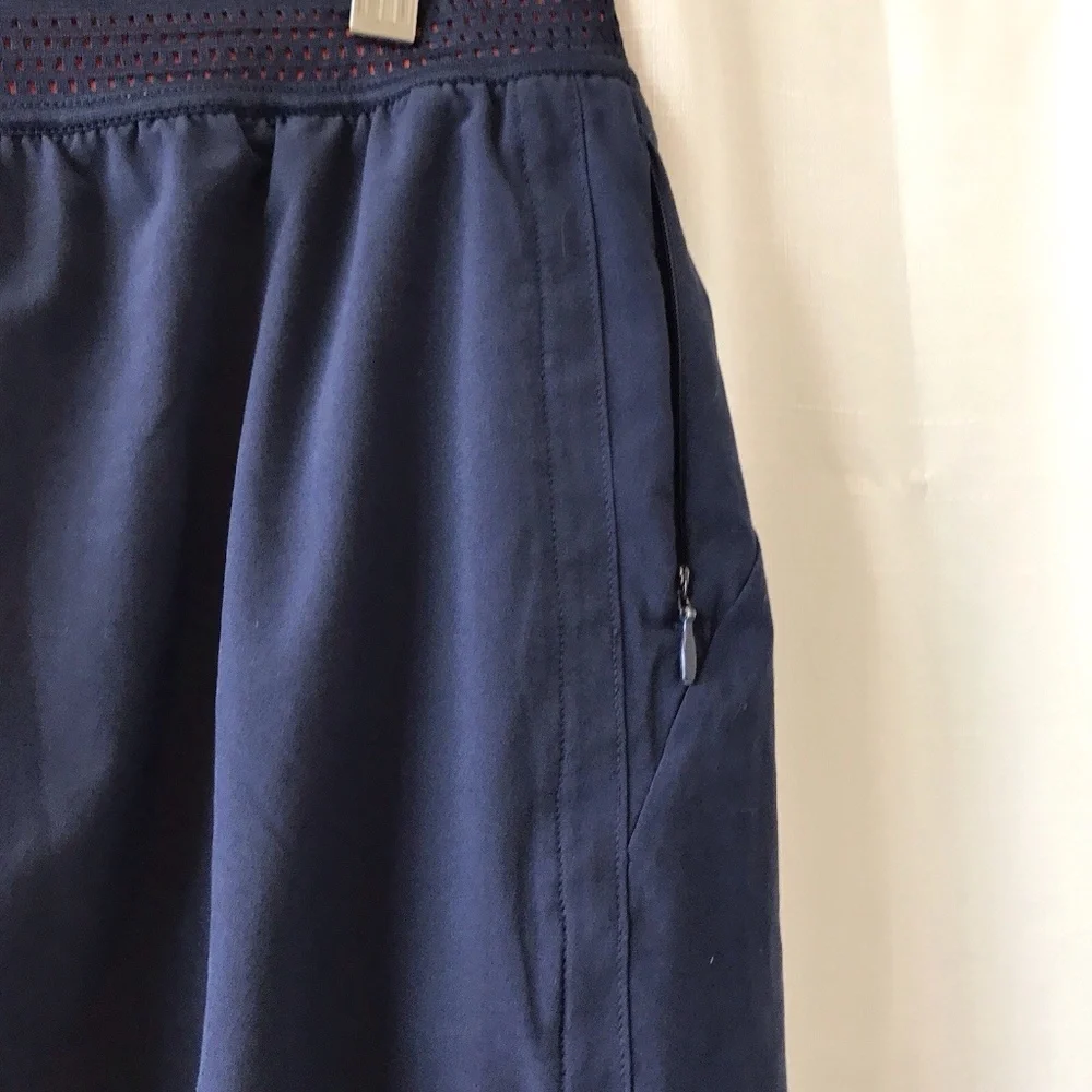 Rhone Shorts Mens L Linerless Navy Blue Stretch Workout Running Active - Picture 2 of 11